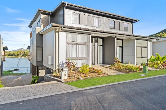 13 Wakepark Lane, Smithfield, Qld 4878