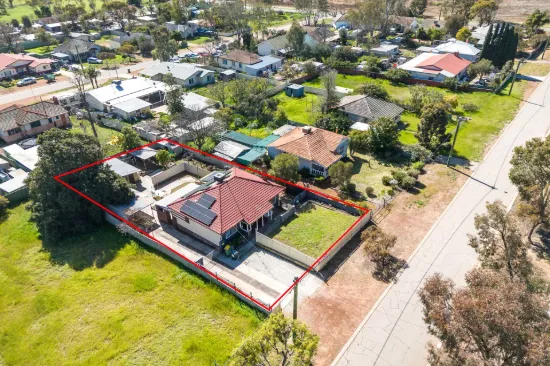 13 Walarat Road, Northam, WA 6401