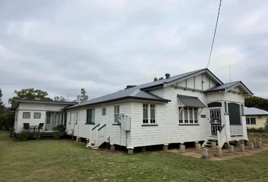 13 Walton Street, Meandarra, Qld 4422
