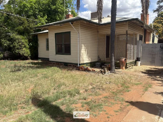 13 Warlen Avenue, Robinvale, Vic 3549