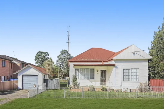 13 Woonona Parade, Woonona, NSW 2517