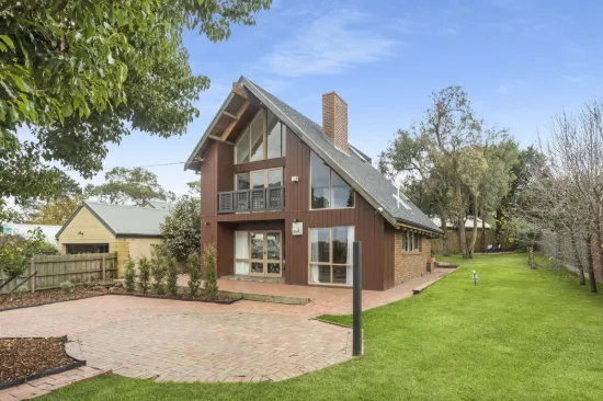 13 Wynnstay Road, Mount Eliza, Vic 3930