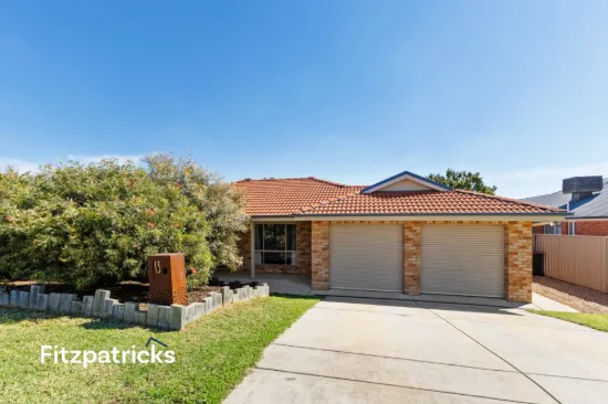 13 Yarrawah Crescent, Bourkelands, NSW 2650