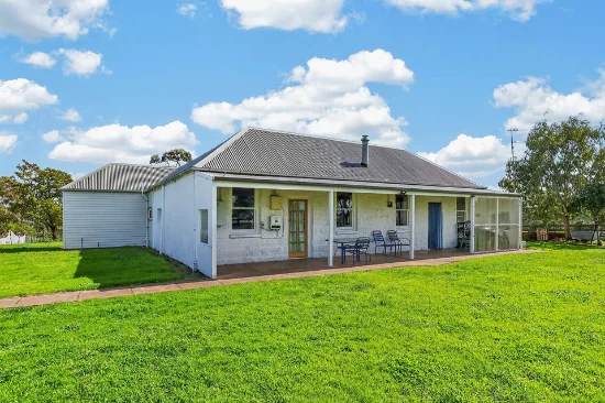 132 Mill Street, Mortlake, Vic 3272