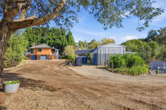 132 Monbulk-Seville Road, Silvan, Vic 3795