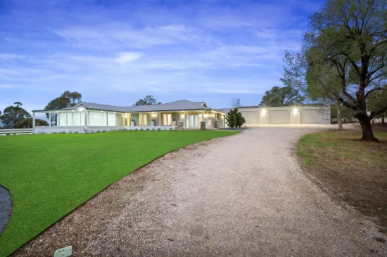 1329 Table Top Road, Table Top, NSW 2640