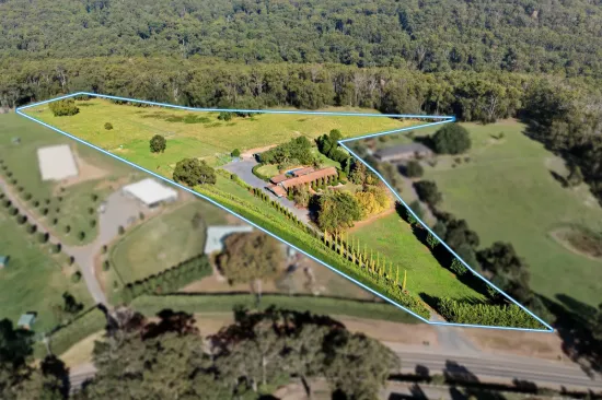134 Monbulk Road, Mount Evelyn, Vic 3796