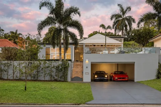 135 Hillside Terrace, St Lucia, Qld 4067