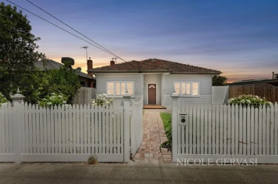 135  Kent road, Pascoe Vale, Vic 3044