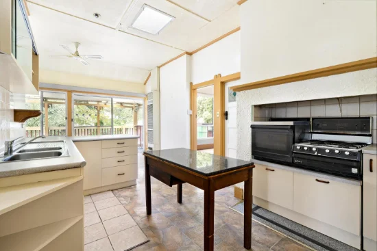 135 Maltravers Road, Ivanhoe, Vic 3079-Image