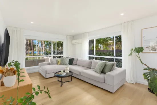 135 Murtha Drive, Elanora, Qld 4221-Image