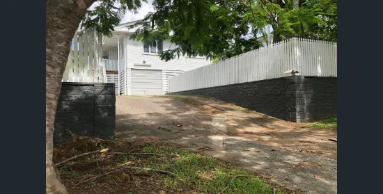 135 Wanda Road, Upper Mount Gravatt, Qld 4122