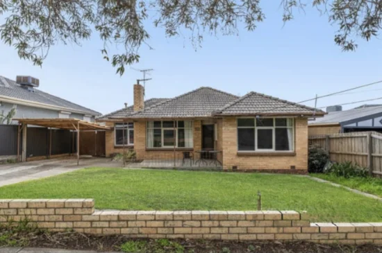 136 John St, Glenroy, Vic 3046 - Sold