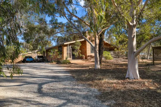 137 Browns Lane, Tamworth, NSW 2340