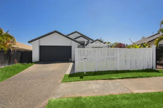 137 Monterey Keys Drive, Helensvale, Qld 4212