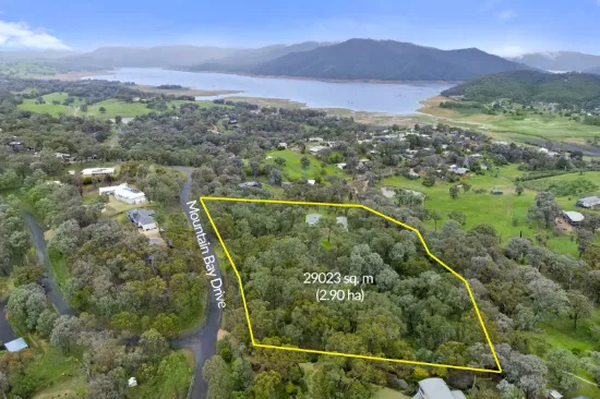 138 Mountain Bay Drive, Mountain Bay, Vic 3723