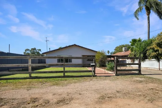 139 Booth Street, Narromine, NSW 2821