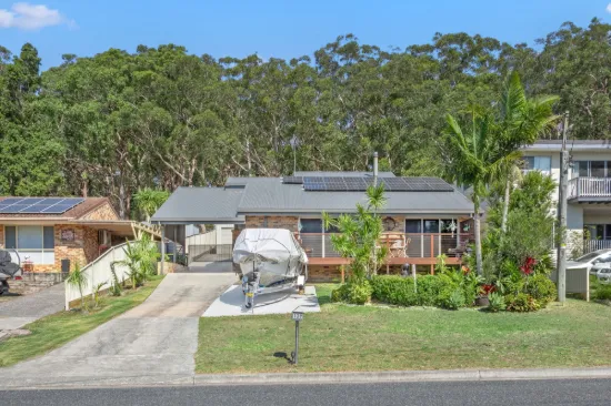 139 Green Point Drive, Green Point, NSW 2428