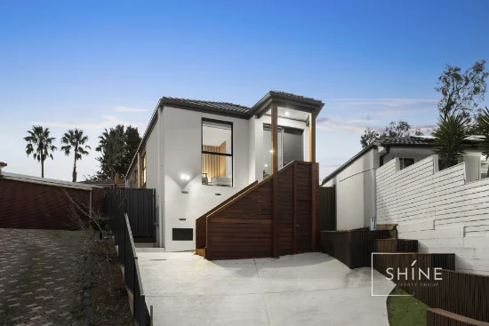 13A Dampier Court, Endeavour Hills, Vic 3802