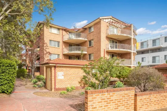 14/8 Fourth Avenue, Blacktown NSW 2148-Image