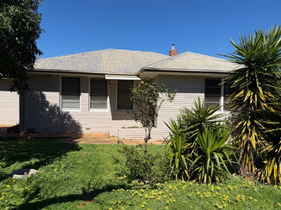 14 Alexandra Street, Parkes, NSW 2870