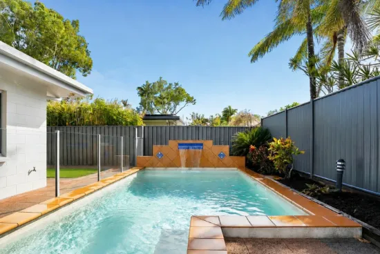 14 Almond Street, Holloways Beach, Qld 4878