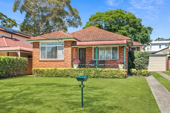 14 Amiens Avenue, Engadine, NSW 2233