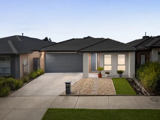 14 Arthurdale Crescent, Werribee, Vic 3030