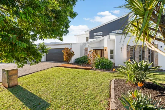 14 Baylink Drive, Redland Bay, Qld 4165