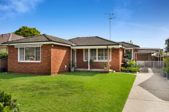 14 Brisbane Road, Campbelltown, NSW 2560