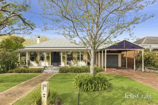 14 Burdekin Road, Highton, Vic 3216