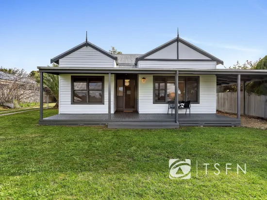 14 Burrowes St, Golden Square, Vic 3555