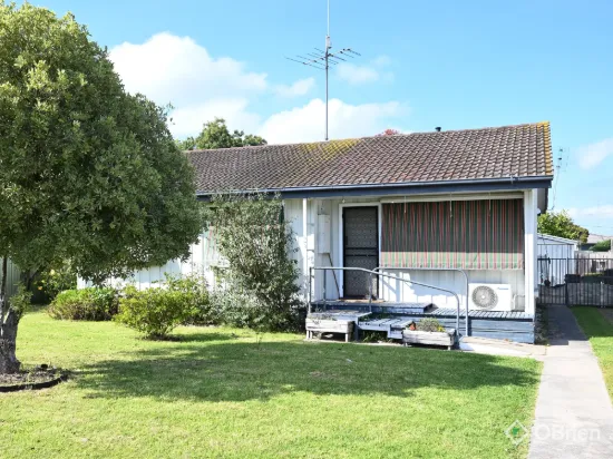 14 Cameron Crescent, East Bairnsdale, Vic 3875