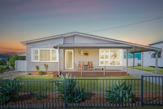 14 Carroll Ave, Cessnock, NSW 2325 - For Rent