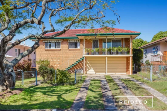 14 Central Avenue, Scarborough, Qld 4020