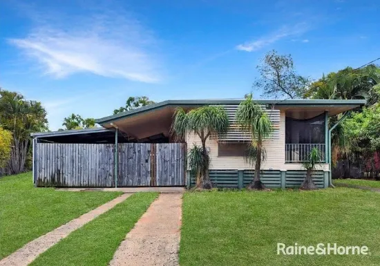 14 Chifley Court, Moranbah, Qld 4744