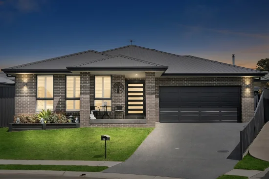 14 Cuneo Place, Thirlmere, NSW 2572