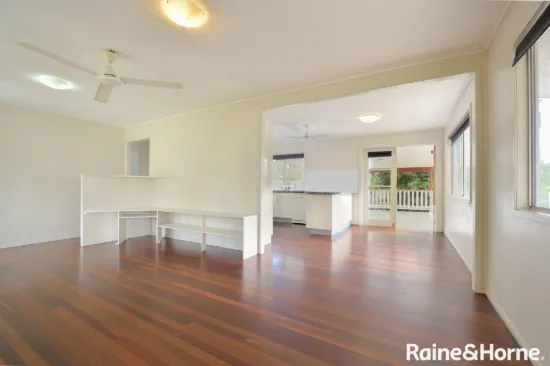 14 Dalton Street, Clinton, Qld 4680