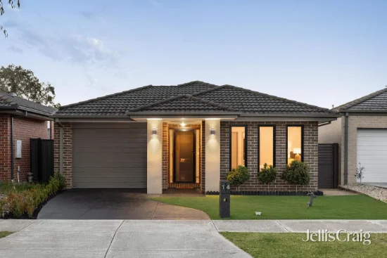 14 Dalziel Drive, Mernda, Vic 3754