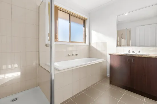 14 Danfield Drive, Tarneit, Vic 3029-Image