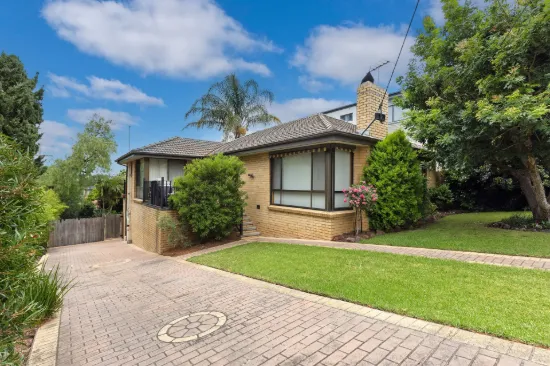 14 Drina Street, Strathmore, Vic 3041