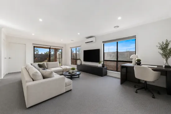 14 Enchantment Way, Clyde, Vic 3978