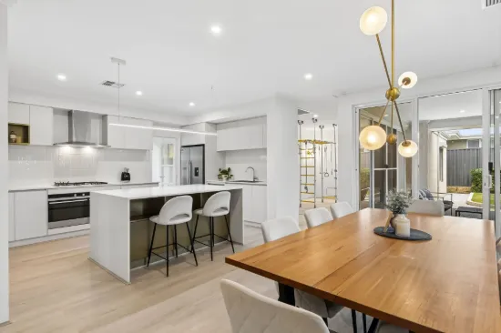 14 Entwistle Way, Aveley, WA 6069