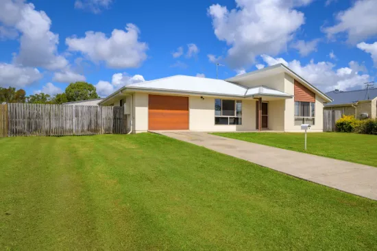 14 Environs Avenue, Cooloola Cove, Qld 4580