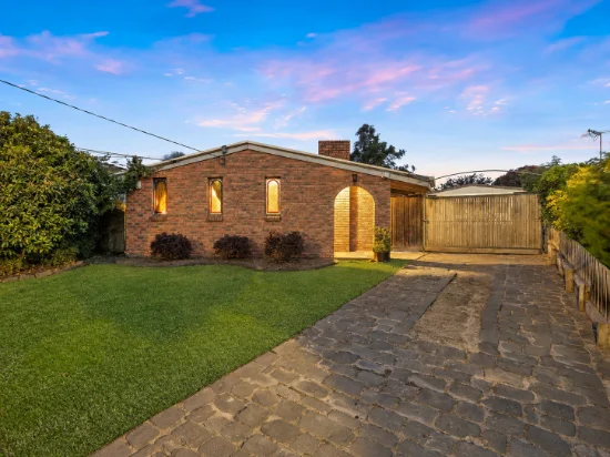 14 Frances Ct, Cranbourne, Vic 3977