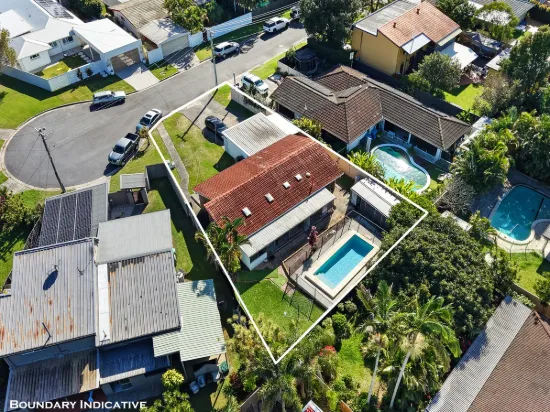 14 Gaye Parade, Miami, Qld 4220