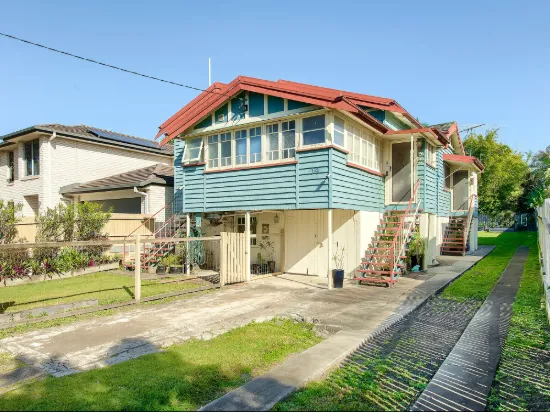 14 Groom Street, Gordon Park, Qld 4031