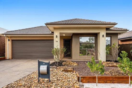 14 Halford Way, Strathtulloh, Vic 3338