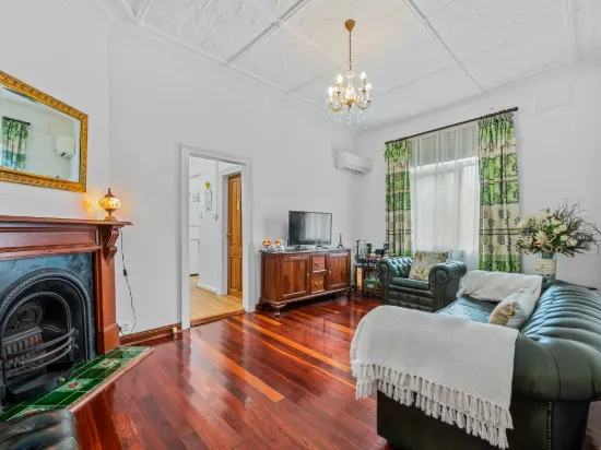 14 Heighway avenue, Ashfield, NSW 2131