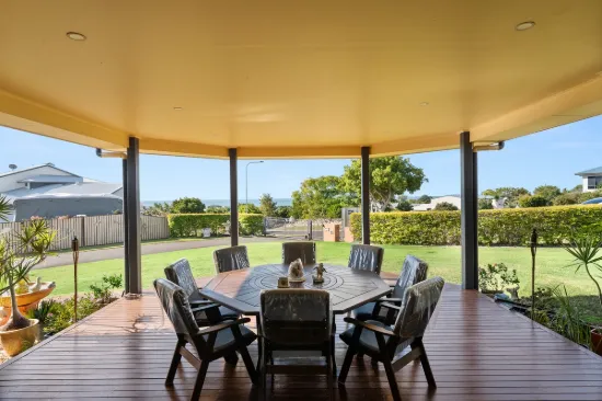 14 Highview Drive, Craignish, Qld 4655
